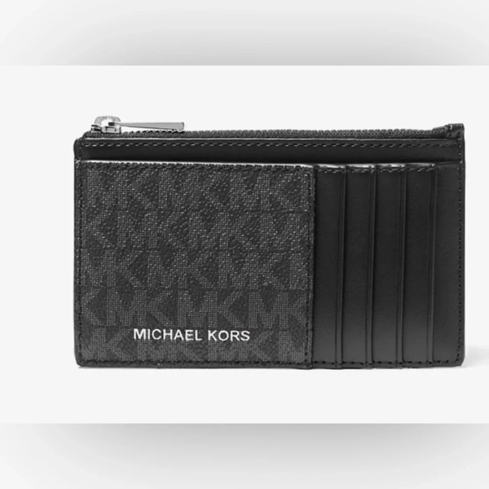 Michael Kors Jet Set Travel Monogram Coin/Card Holder